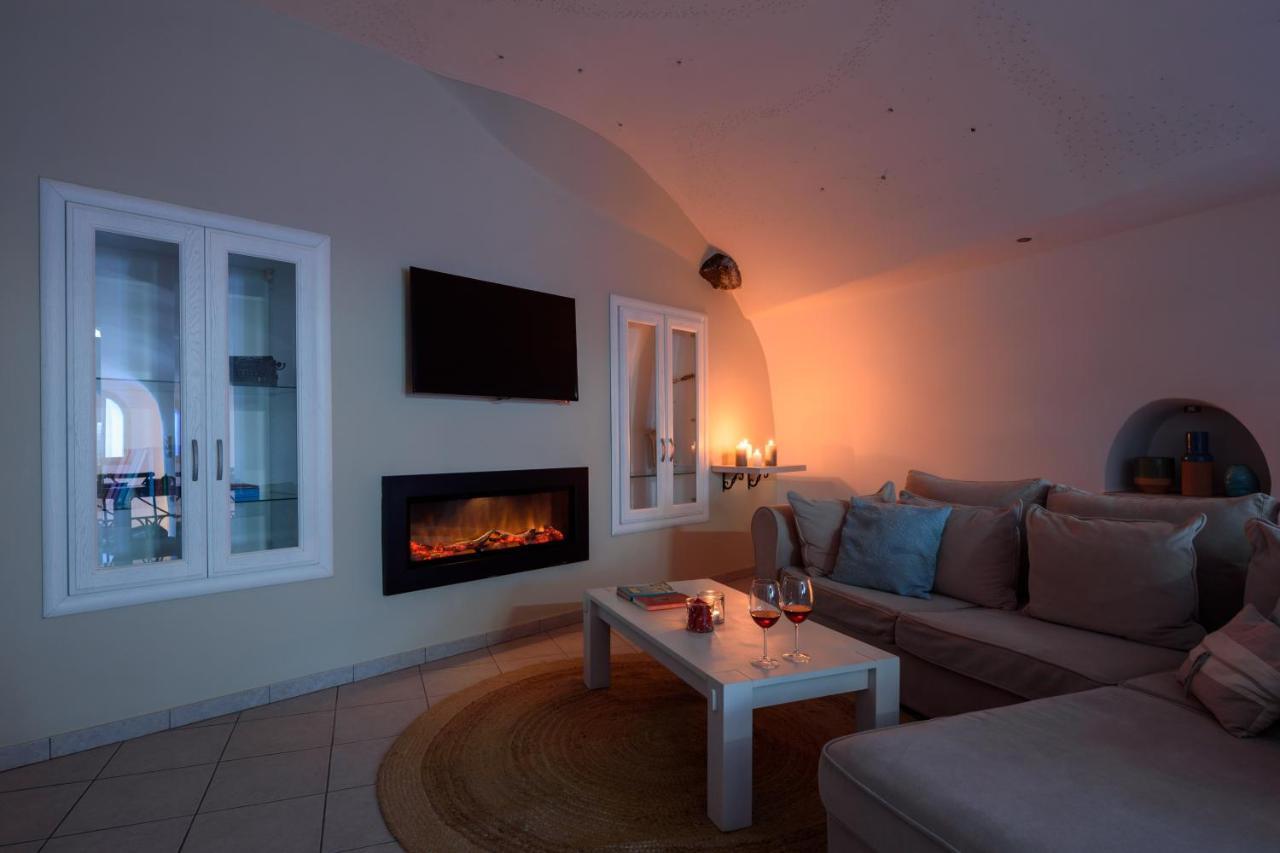 Suite Home Santorini Fíra Kültér fotó