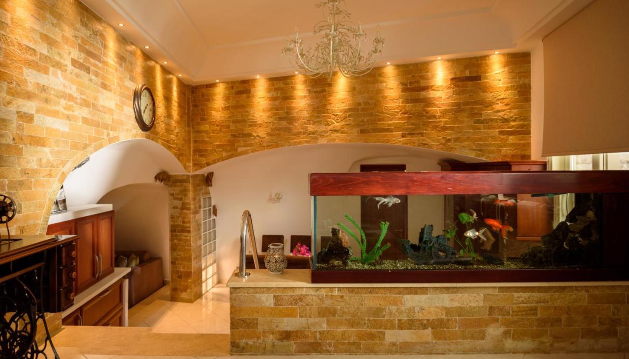 Suite Home Santorini Fíra Kültér fotó