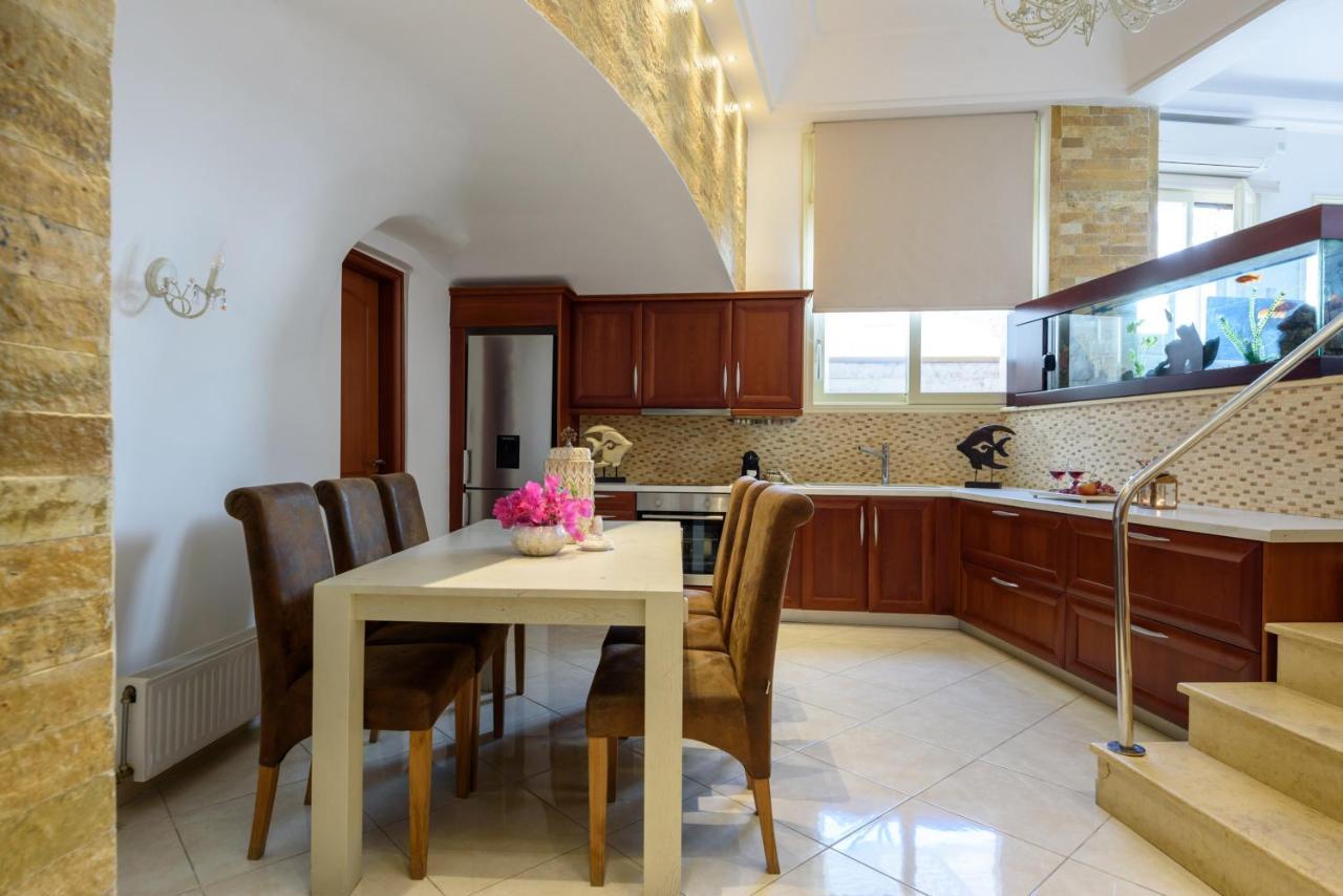 Suite Home Santorini Fíra Kültér fotó
